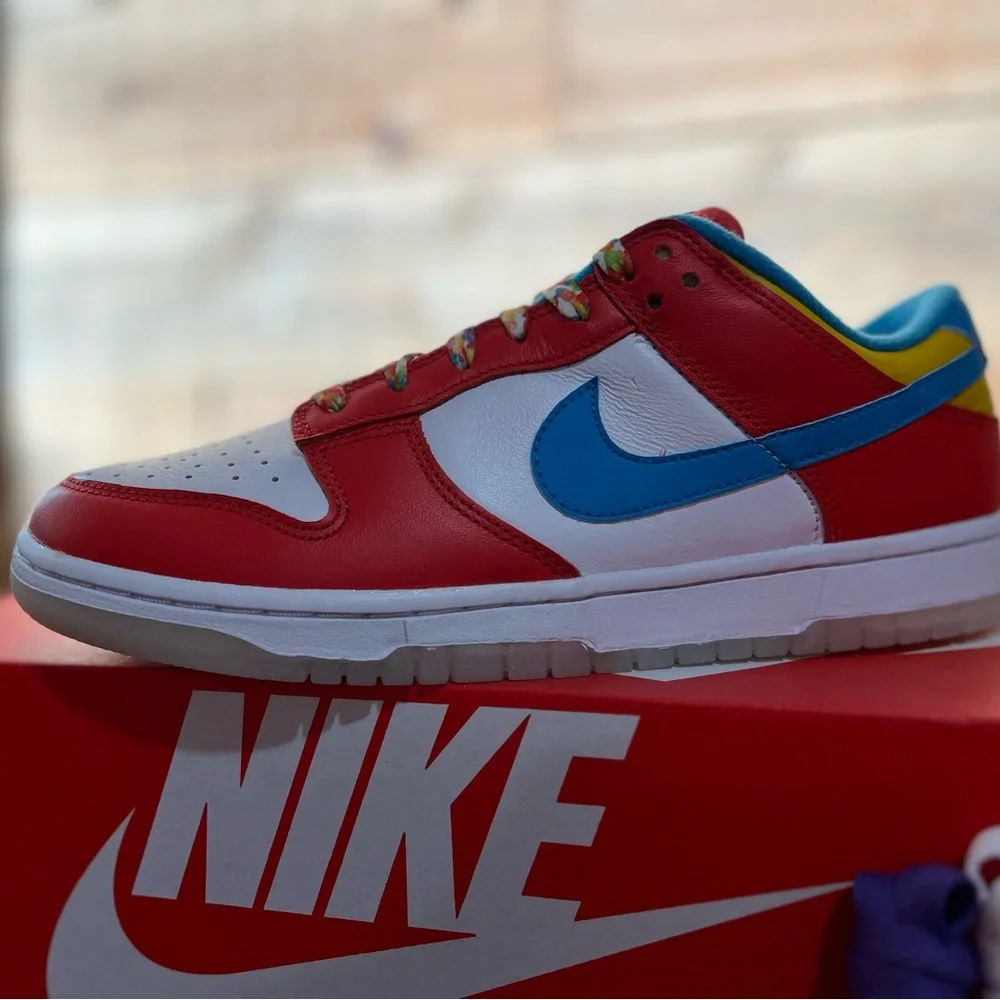 Nike Dunk Low QS x Lebron Fruity Pebbles - Picture 3 of 8